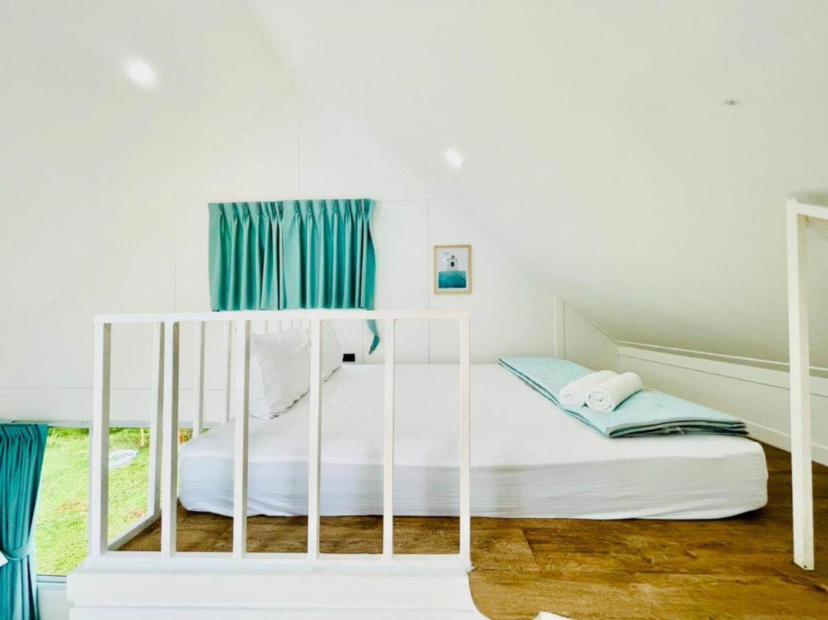 Thirty Tree Garden House Hostel Чумфон Екстериор снимка